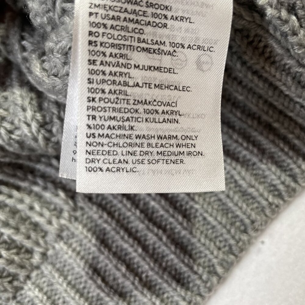 H&M Divided Ribbed Knit Wrap Cardigan Sweater Size M Gray Cropped - Picture 14 of 14